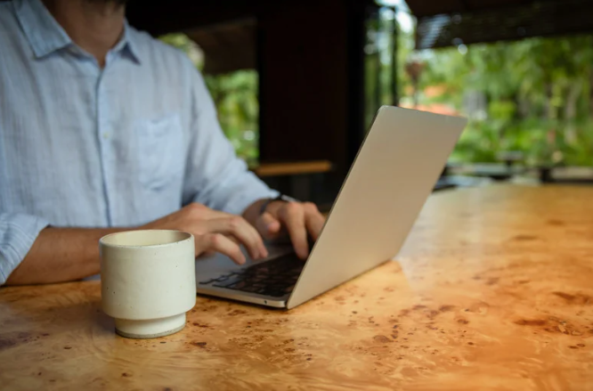 5 Ways Personal Development Catapults Your Remote Career (+ How to Start)