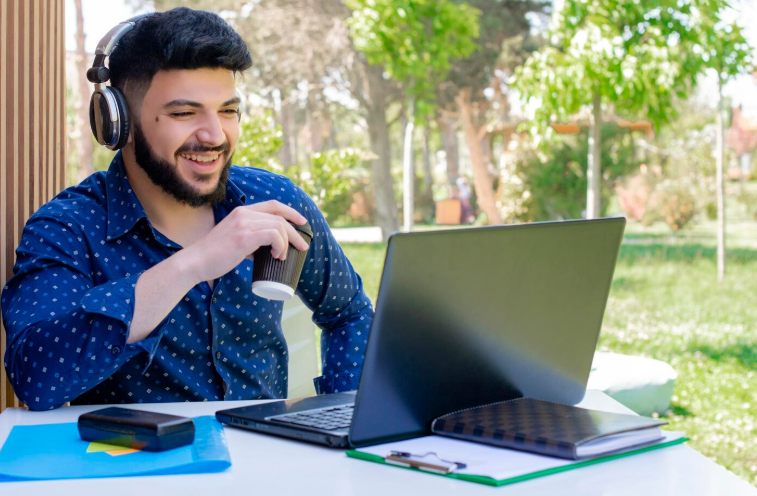 How to Retain Remote Talent: 5 Best Practices to Start Using Today