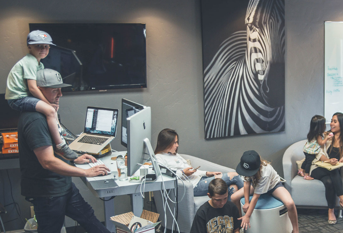 The Top 20 Best Remote Jobs for New Moms and Dads