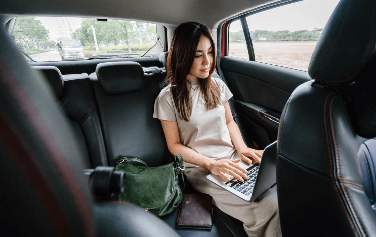 How To Travel While Working Remotely