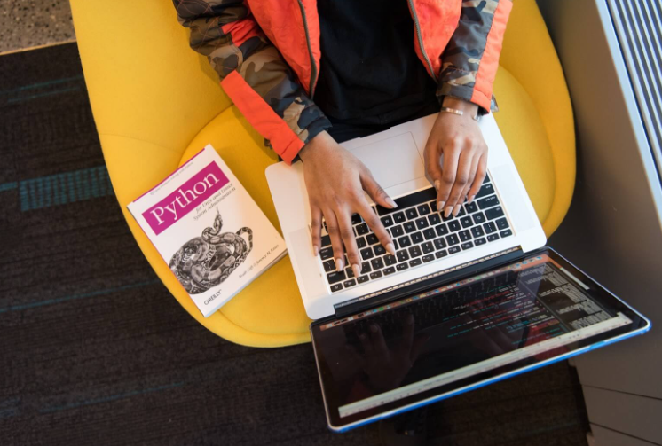 7 Ways to Progress Your Tech Career When Working Remotely