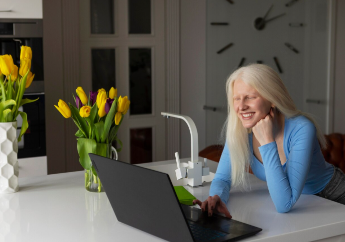 This Week’s Hottest Remote Jobs - Oct 4 2019🔥