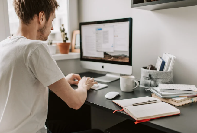 Snag that Remote Job! 5 Tips to Acing Your Virtual Interview