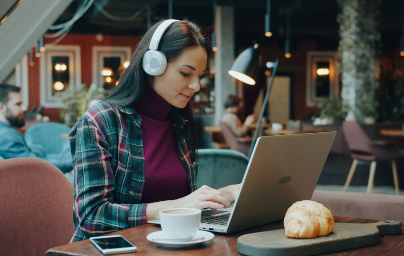 Remote Jobs for Accountants: Where to Look and What Pays