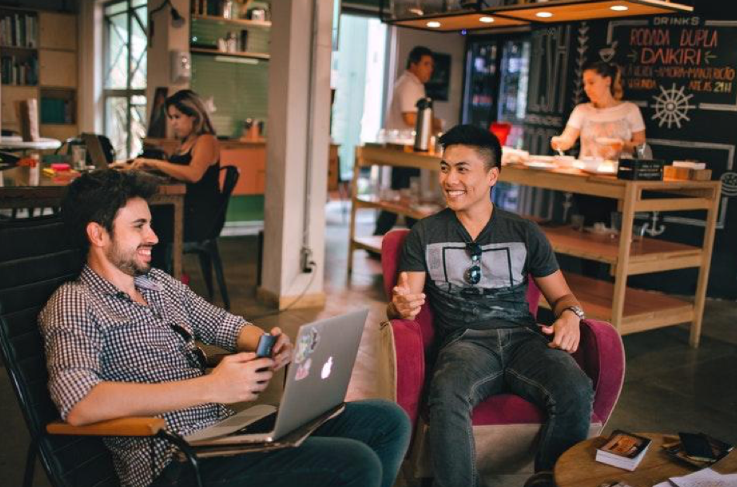 Make Friends, Find Dates, and Be More Social When You Work Remotely Like This
