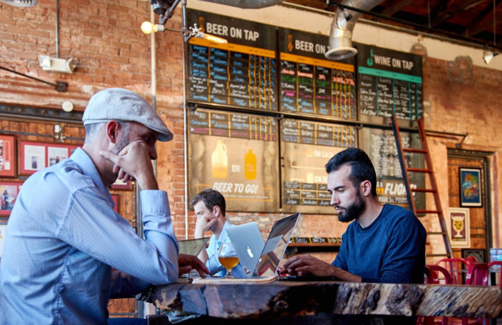 What is Remote Work Really Like and Is It the Right Move For You?