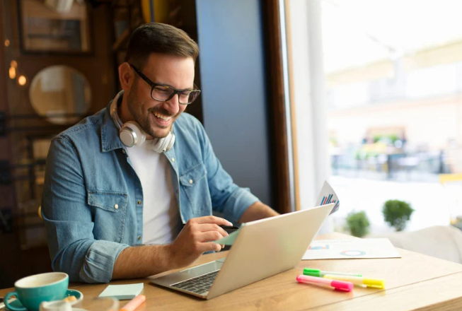 10 Skills You Need To Do Freelance Marketing (and Not Fail)